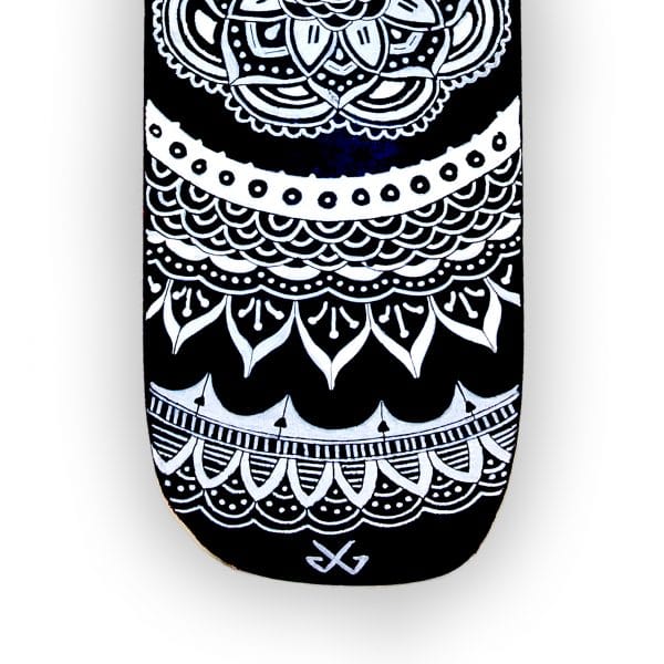 Mandala - tablade skateboard pintada a mano - Gorka Gil