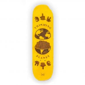 Thinking Planet - tabla de skateboard grabada con láser - Gorka Gil