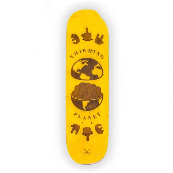 Thinking Planet - tabla de skateboard grabada con láser - Gorka Gil