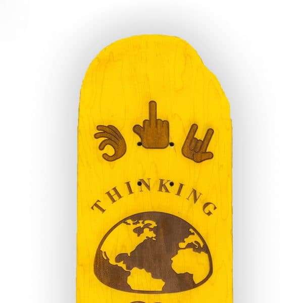 Thinking Planet - tabla de skateboard grabada con láser - Gorka Gil