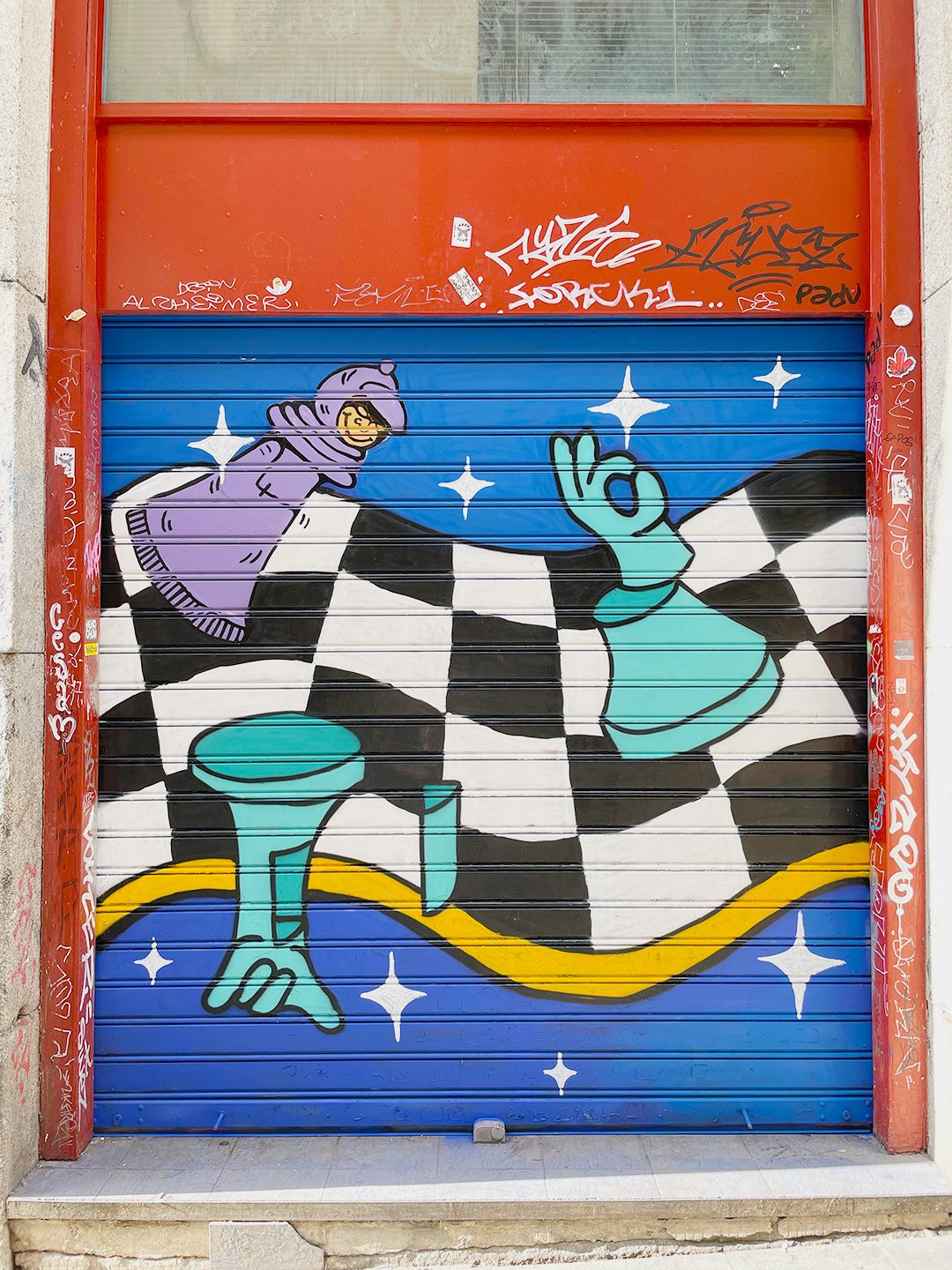 Chess Mural colaborativo por Gorka Gil y Stinky Wetsuit