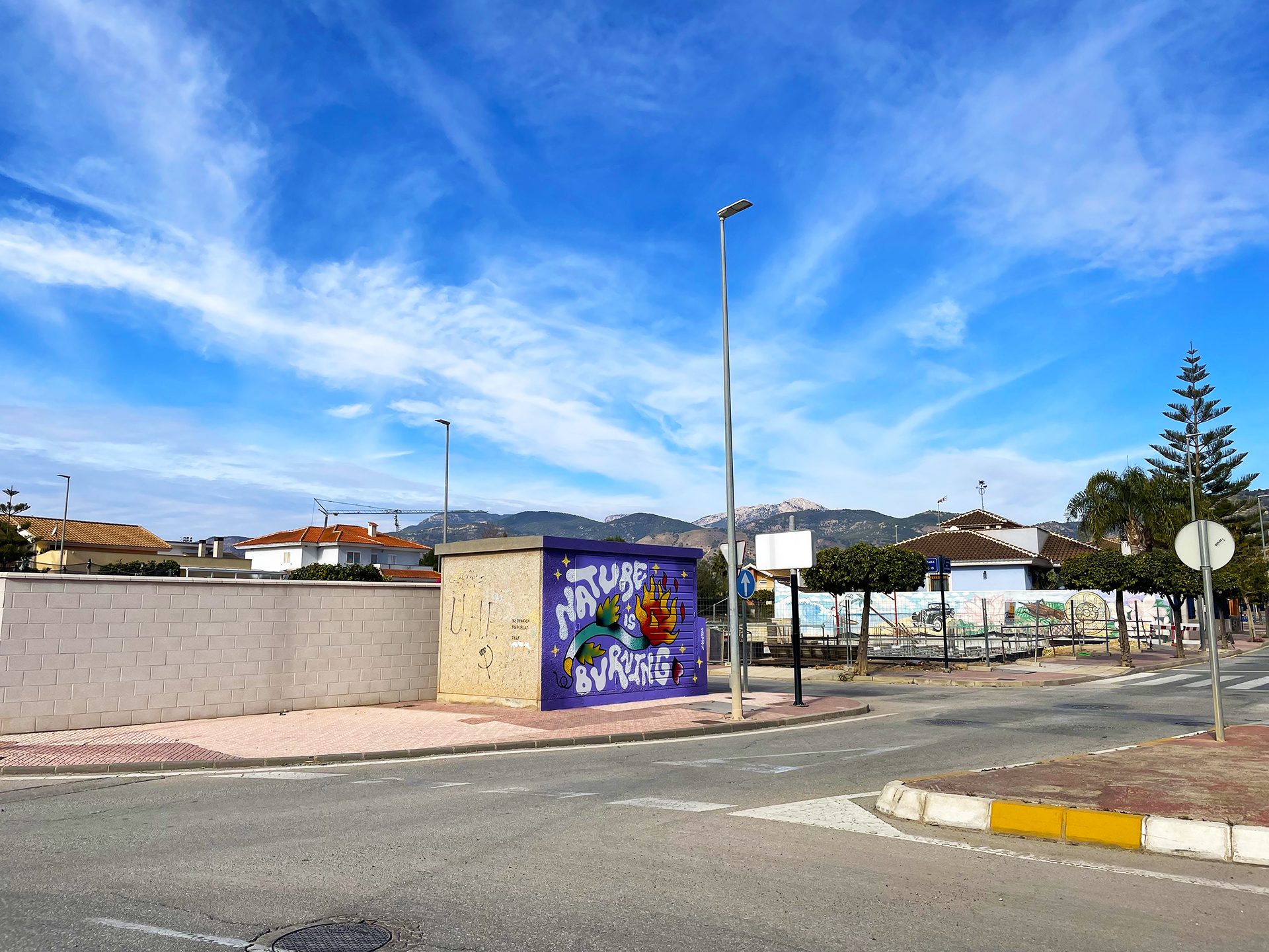 Nature Is Burning mural pintado por Gorka Gil ganador del concurso mural Alhama de Murcia